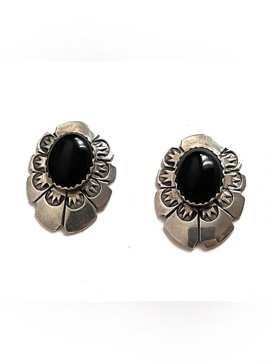 Vtg. Silver Native American Earrings w/ Black Onyx Stones - Posts - Picture 2 of 7